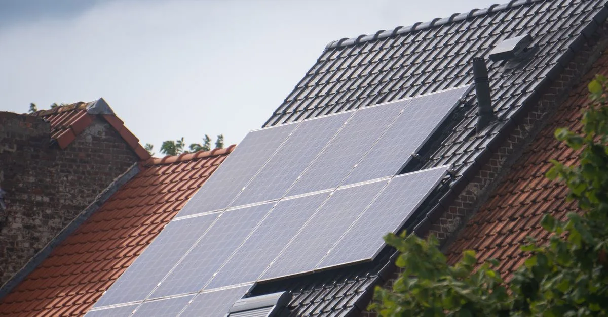 découvrez nos panneaux solaires haute performance pour une énergie propre et renouvelable. profitez d'une installation simple et durable pour réduire vos factures d'électricité.